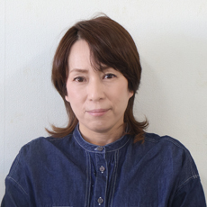 朝日向洋子